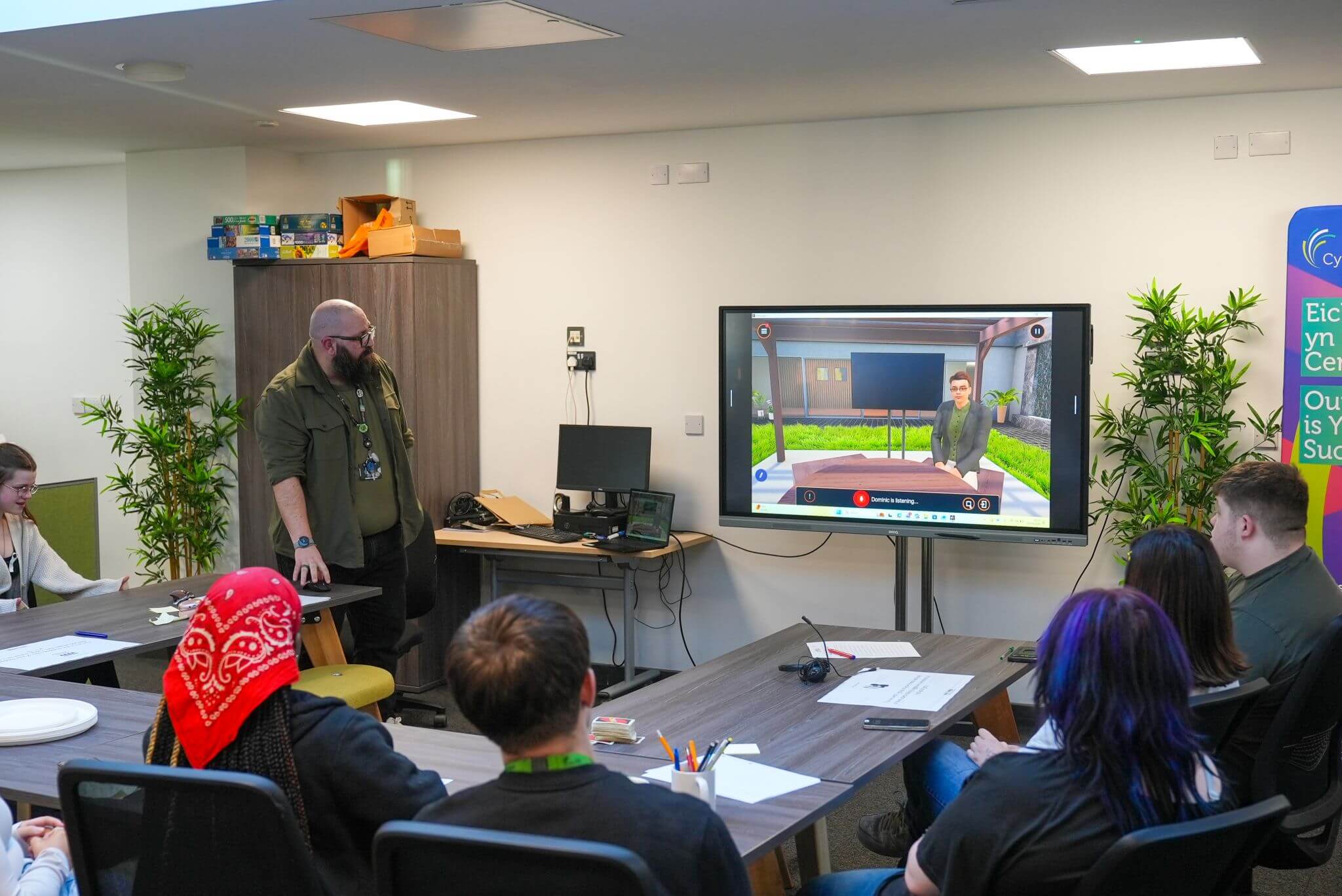 hero-classroom-tv