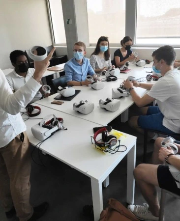 VR Simulator sets students up for job interview success in France